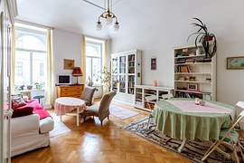 Deep Cleaning Your Living Room